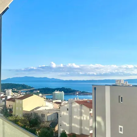 Dalmatino Apartman *